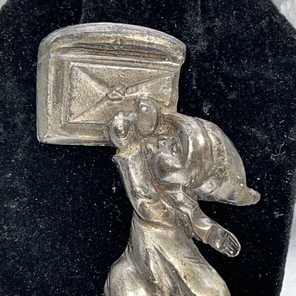 Vintage 1940’s Hummel Pewter Brooch Pin Letter to Santa Claus Holiday Christmas - Picture 4 of 6